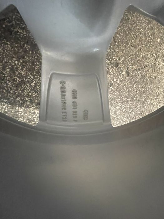 19 “Оригинални джанти ауди а7а8 Q7