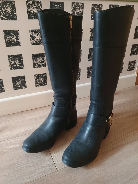 Продам женские сапоги Michael Kors
