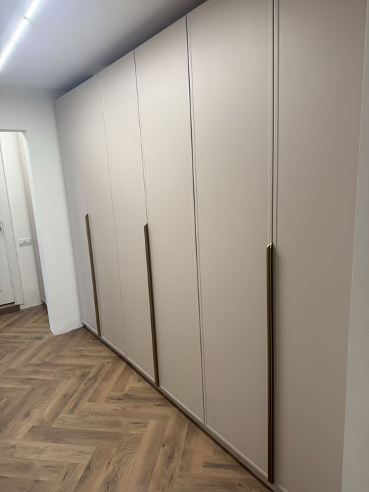 Mobila la comanda si montaj mobilier