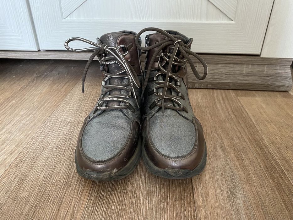 Продам ботинки демисезонные