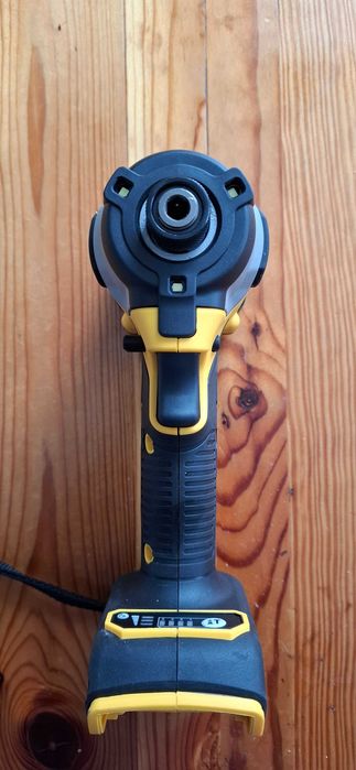 Dewalt DCF 850 Impact driver