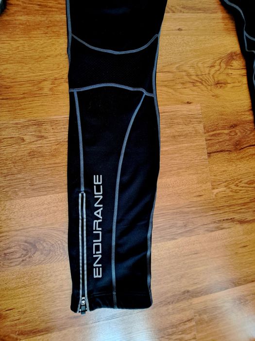 Долнище Endurance L/XL черно на цвят