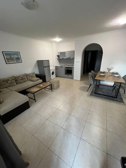 Продава се Двустаен апартамент в Свети Влас - 60 кв.м за 1242 €/кв.м - Снимка #2