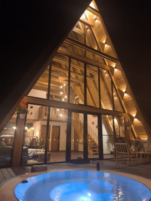 Cabana de inchiriat# BellaVista Chalet#A frame #,piscina,sauna , pet friendly