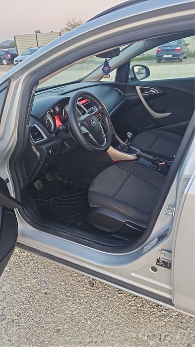 Opel Astra Sports Tourer J  2012 / 1.7CDTI / Euro 5