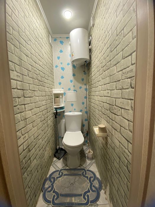 Продам четырёхкомнатную квартиру