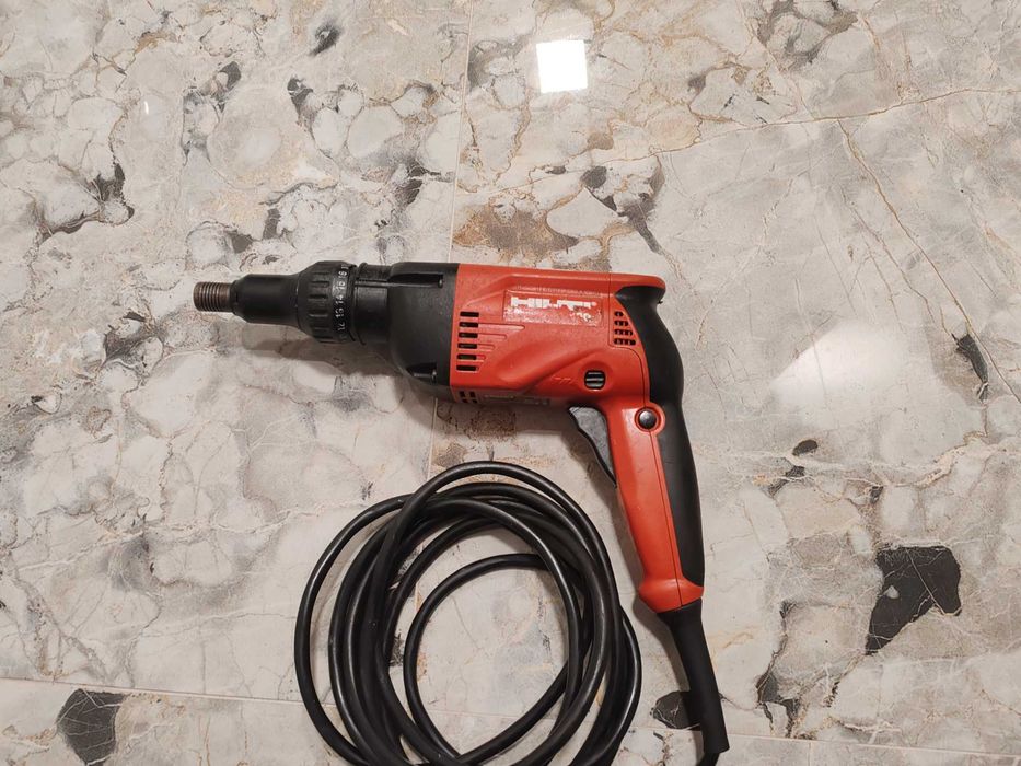 HILTI ST 1800 Силов винтоверт