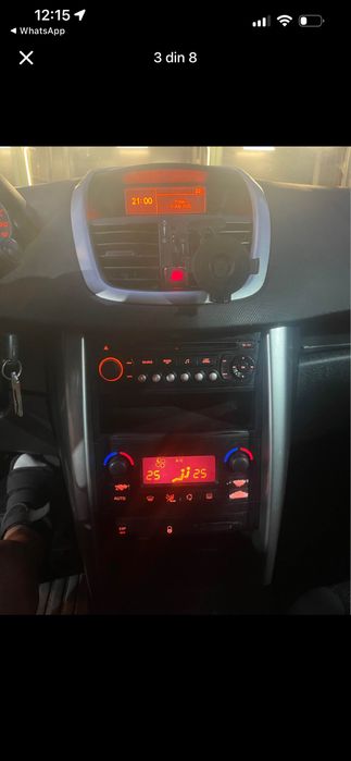 Vand peugeot 207 an 2007 1,6 hdi