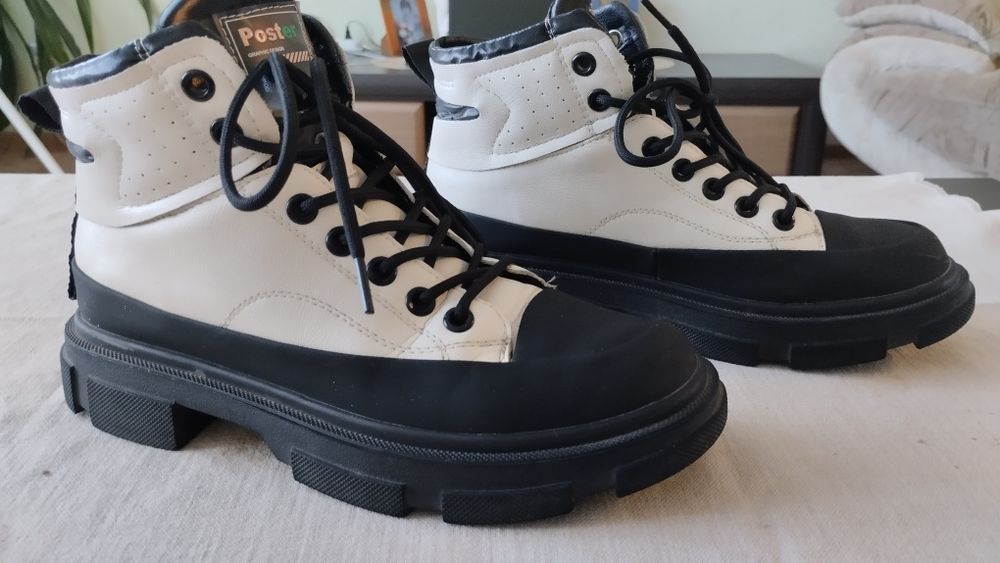 Ботинки молодёжные женские