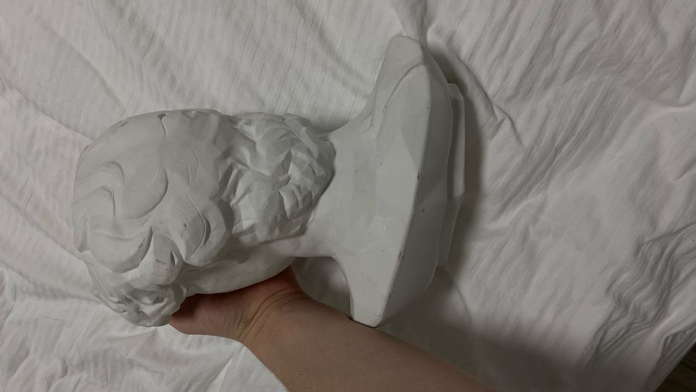 Кашпо-скульптура