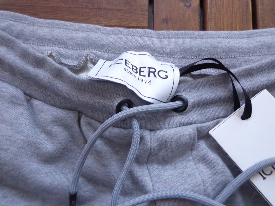 Мъжки къси панталони ICEBERG размер XL