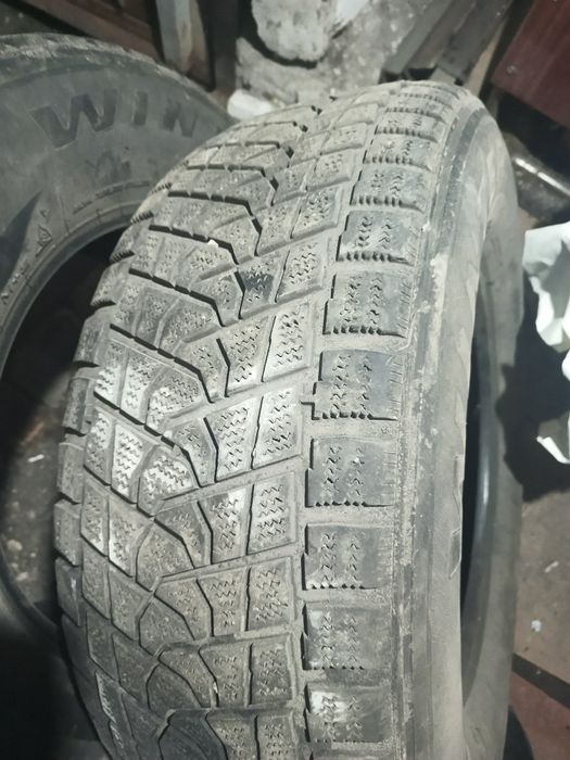 Продам резину 265.65R17