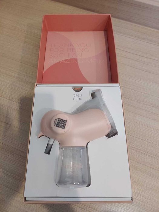 Электрический молокоотсос Annabella — имитирует сосание языка малыша