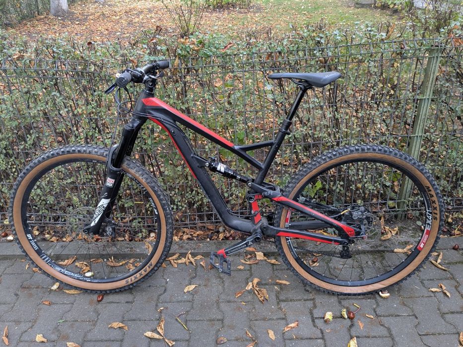Bicicleta YT Jeffsy