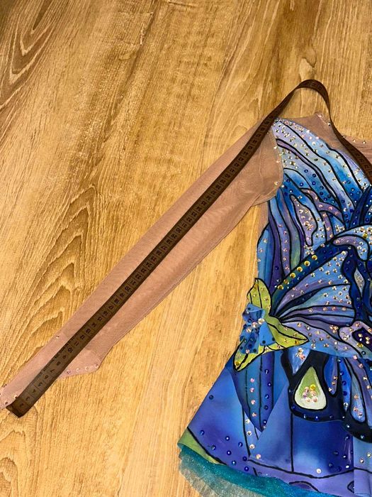 Трико за художествена гимнастика