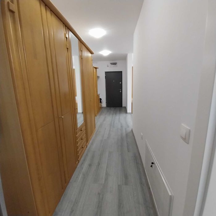 Inchiriez Apartament