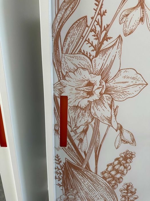 Temir shkaf sirpanma eshikli / Стальной шкаф с раздвижными дверями