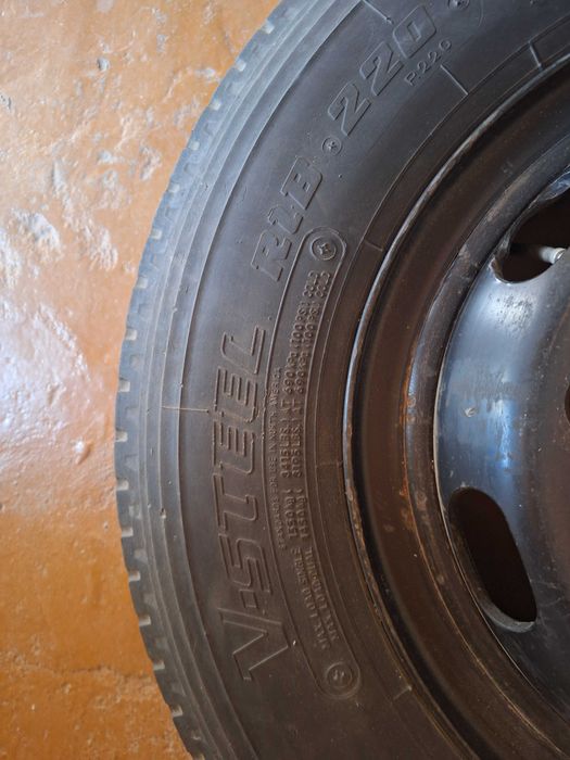 7.50R16LT BRIDGESTONE шина диска автобус афтобус исузи с камерой