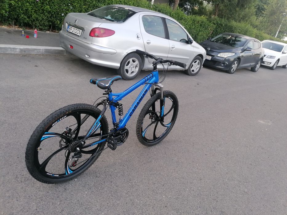 Vând bicicleta 26