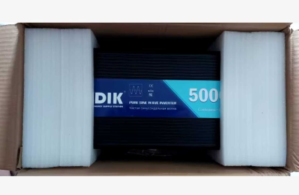 Инвертор чиста синусоида с LCD екран DC 12/24v към AC220v 50Hz 5000W