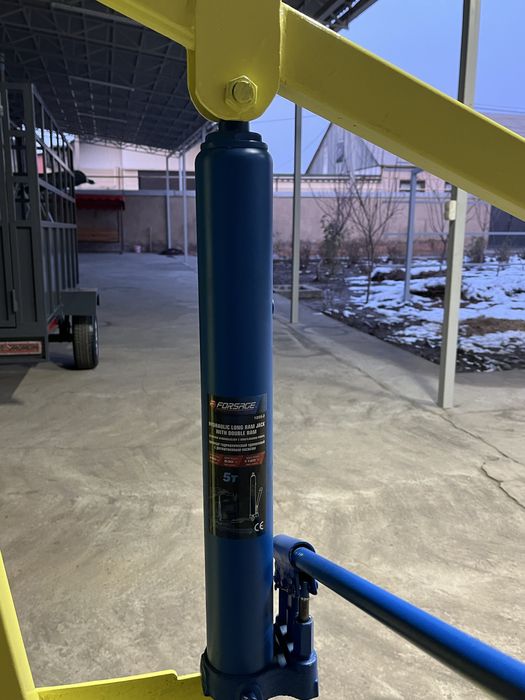 Подёомник для двигателя