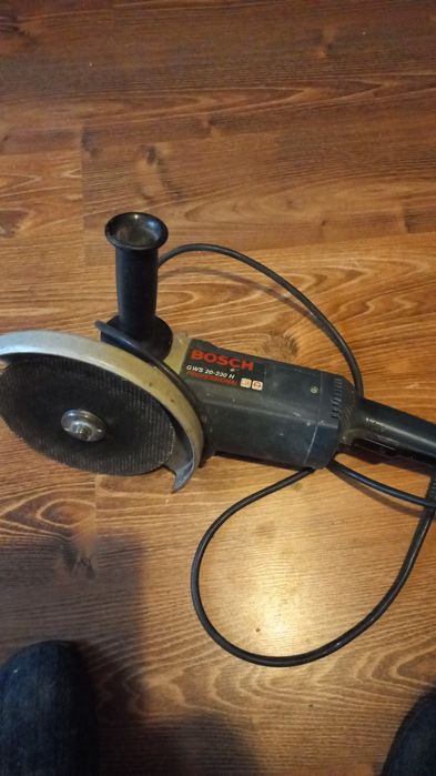 Vând scule profesionale noi