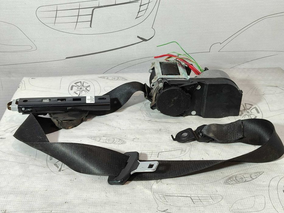 Centură de siguranță față stânga Mercedes-Benz R-Class W251 / V251 2005-2013 2009 3.0 CDI Cod OEM: A2518600388, 00063774B (5F3)