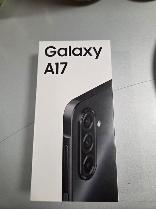 Телефон Samsung Galaxy A17