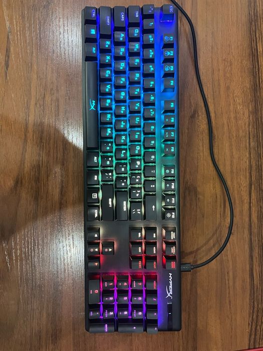 Продам клавиатуру hyperx