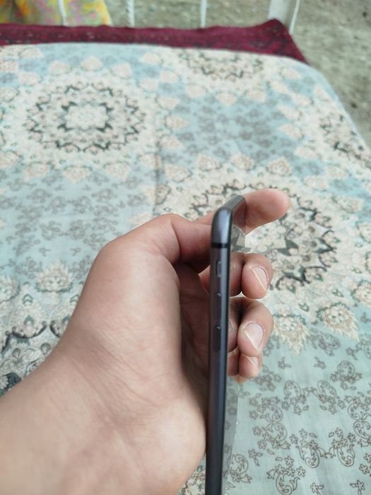 iPhone 8 64 gb xolati yaxshi