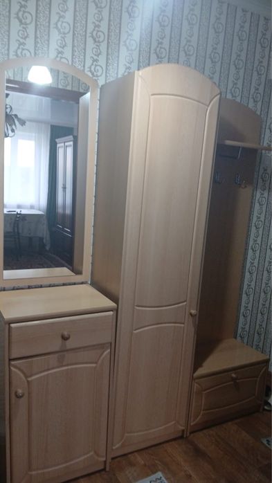 Шкаф для прихожей