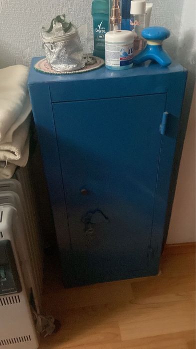 Сейф для денег с ключом