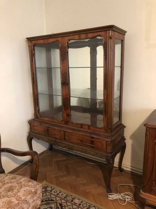 Mobila Madrigal -lemn masiv, set elegant sufragerie-living