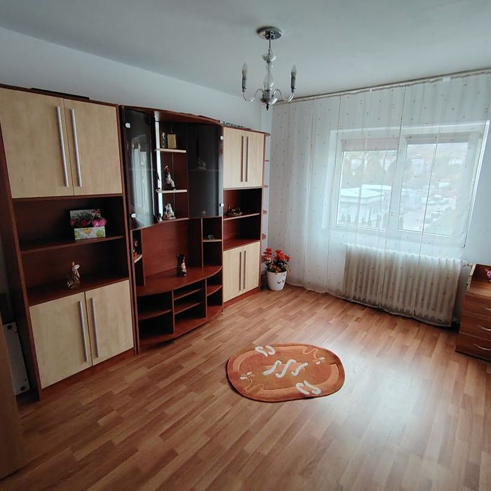 Vând apartament 2 camere
