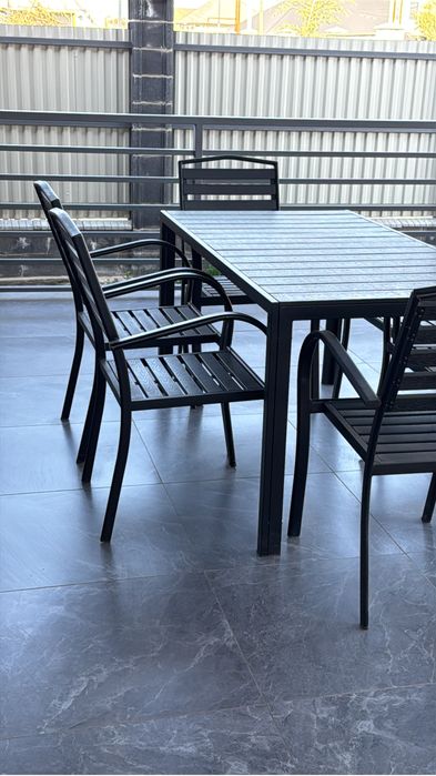 стол и 6 стульев