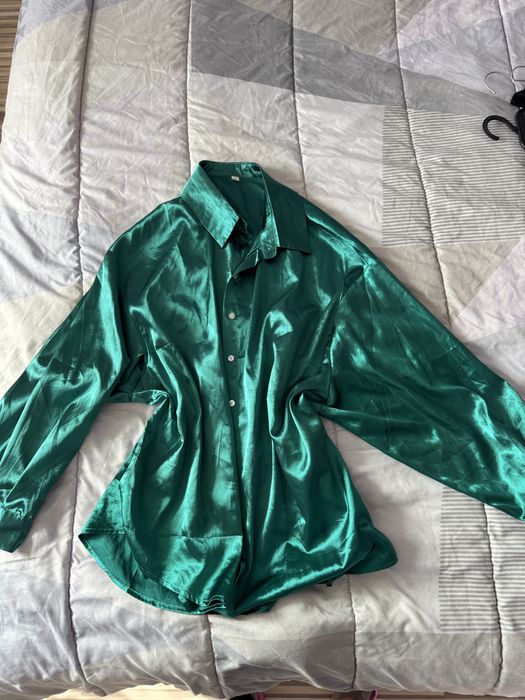 Дамски ризи , бордо и зелено