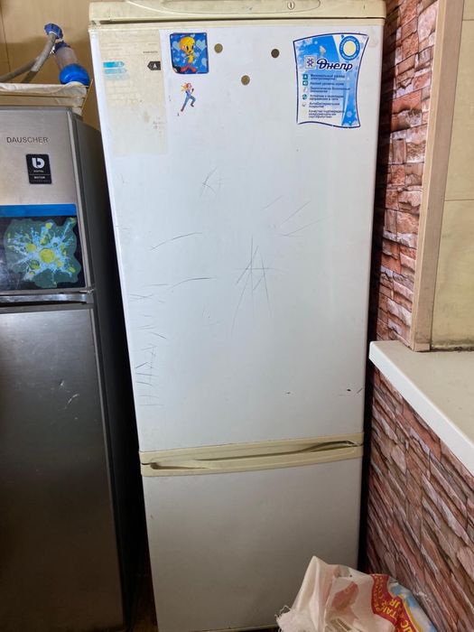 Холодильник Indesit