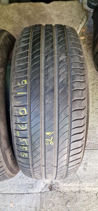 225/60/16 Michelin Primacy 4