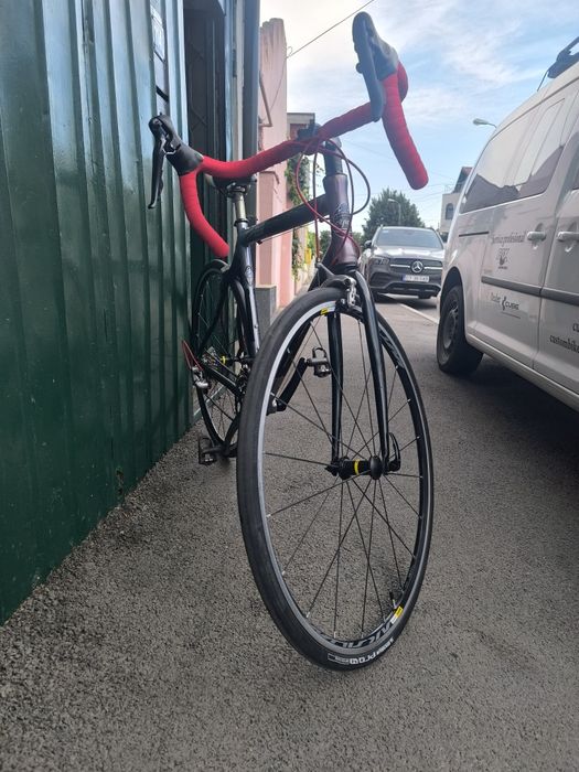Bicicleta cursiera Torpedo