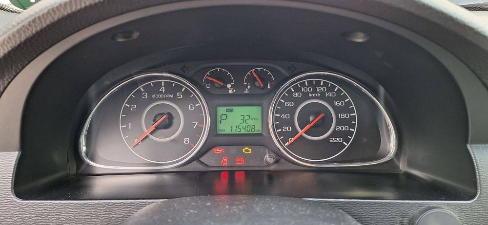 Gentra avtomat sotiladi