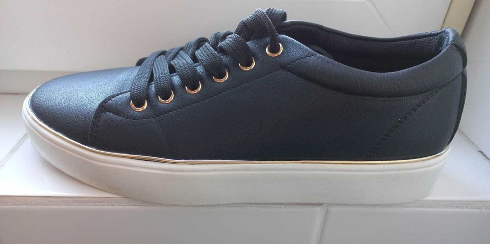 Tenisi Miss Selfridge