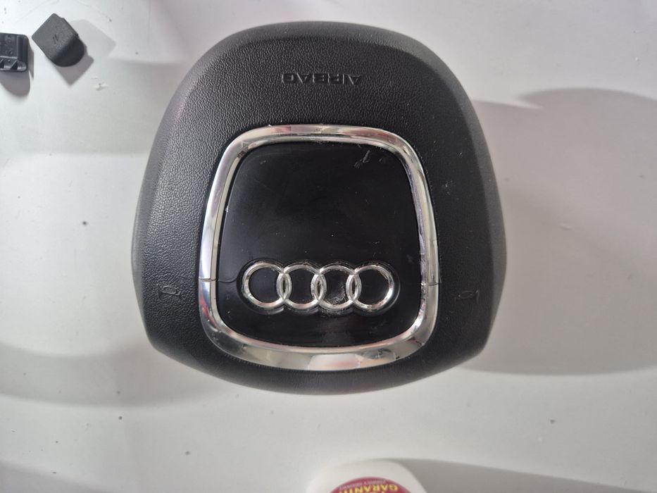 Vând volan cu airbag audi a 4 b8
