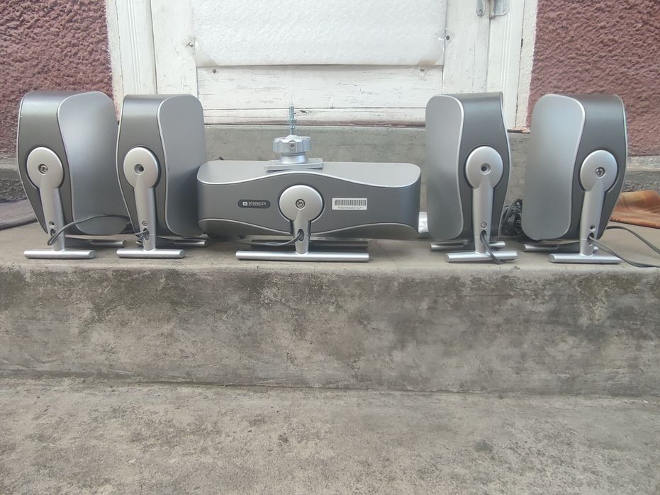 Sateliți JBL scs200