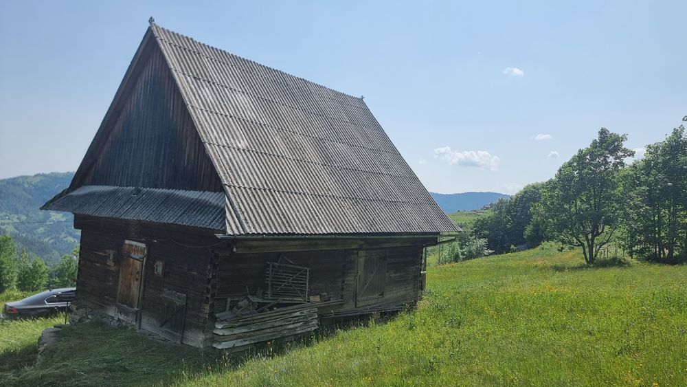 Vând două grajduri/cabane/magazii demontabile – ideal pentru relocare!