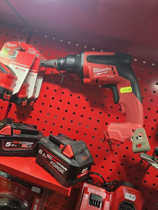Акумулаторен винтоверт за гипсокартон Milwaukee FUEL M18 FSG