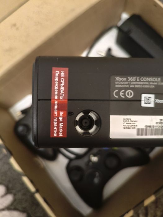 XBOX 360 E  ( Прошитая )