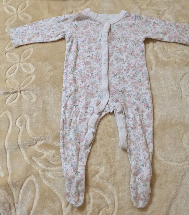 Lot haine 6-9 luni fetita