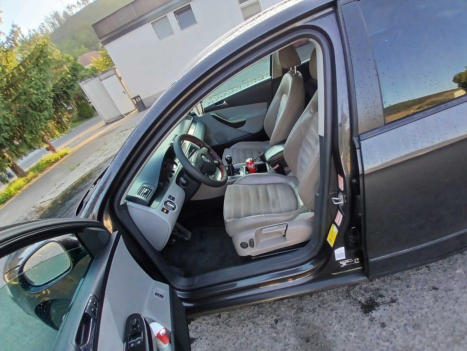 VOLKSWAGEN Passat 0 — imagine 3