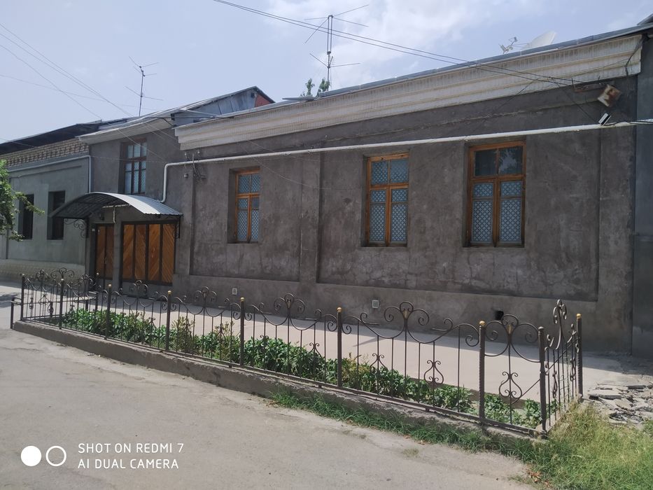 Генерал Узоков Тинчлик махалла 4.5 сотик ховли сотилади