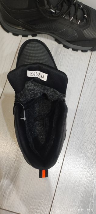 спортивная обувь